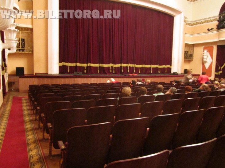 Схема зала театра ромен
