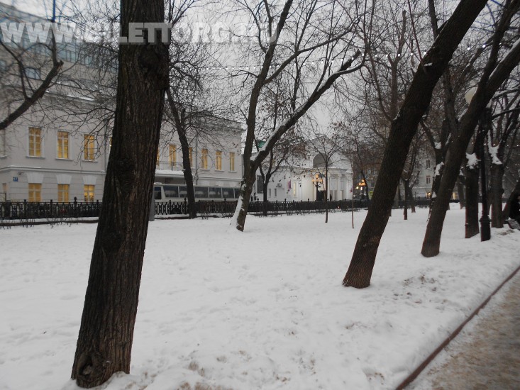 Театр Современник зимой - фото 1
