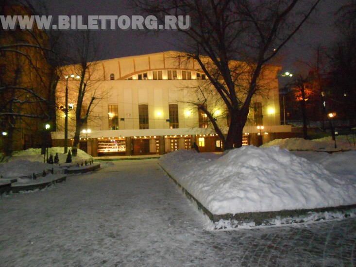 Театр им. Моссовета зимой - фото 10