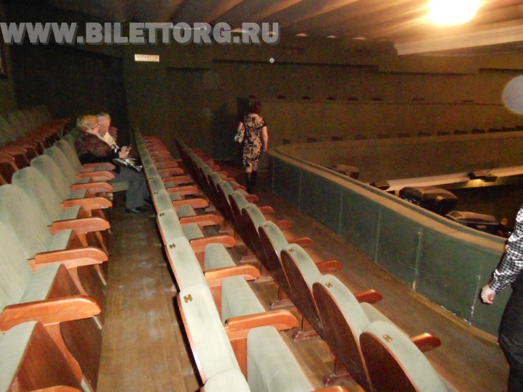 Зрительный зал театра Станиславского фото 1
