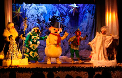 Новогоднее представление «Снеговик и Дед Мороз»