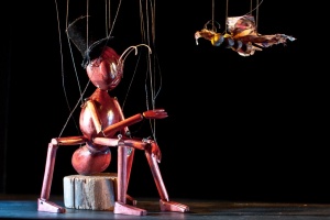 Марионеточный цирк насекомых/ The Marionette Insect Circus