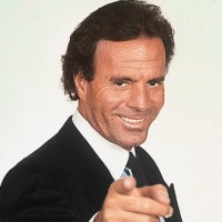    (Julio Iglesias)